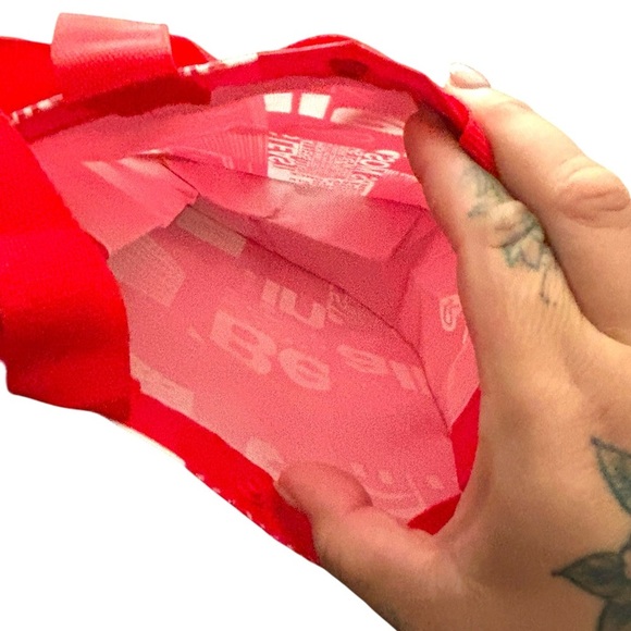 LULULEMON REUSABLE RED & WHITE LOVE MINI TOTE BAG WITH RED HANDLES SNAP CLOSURE - Picture 2 of 2